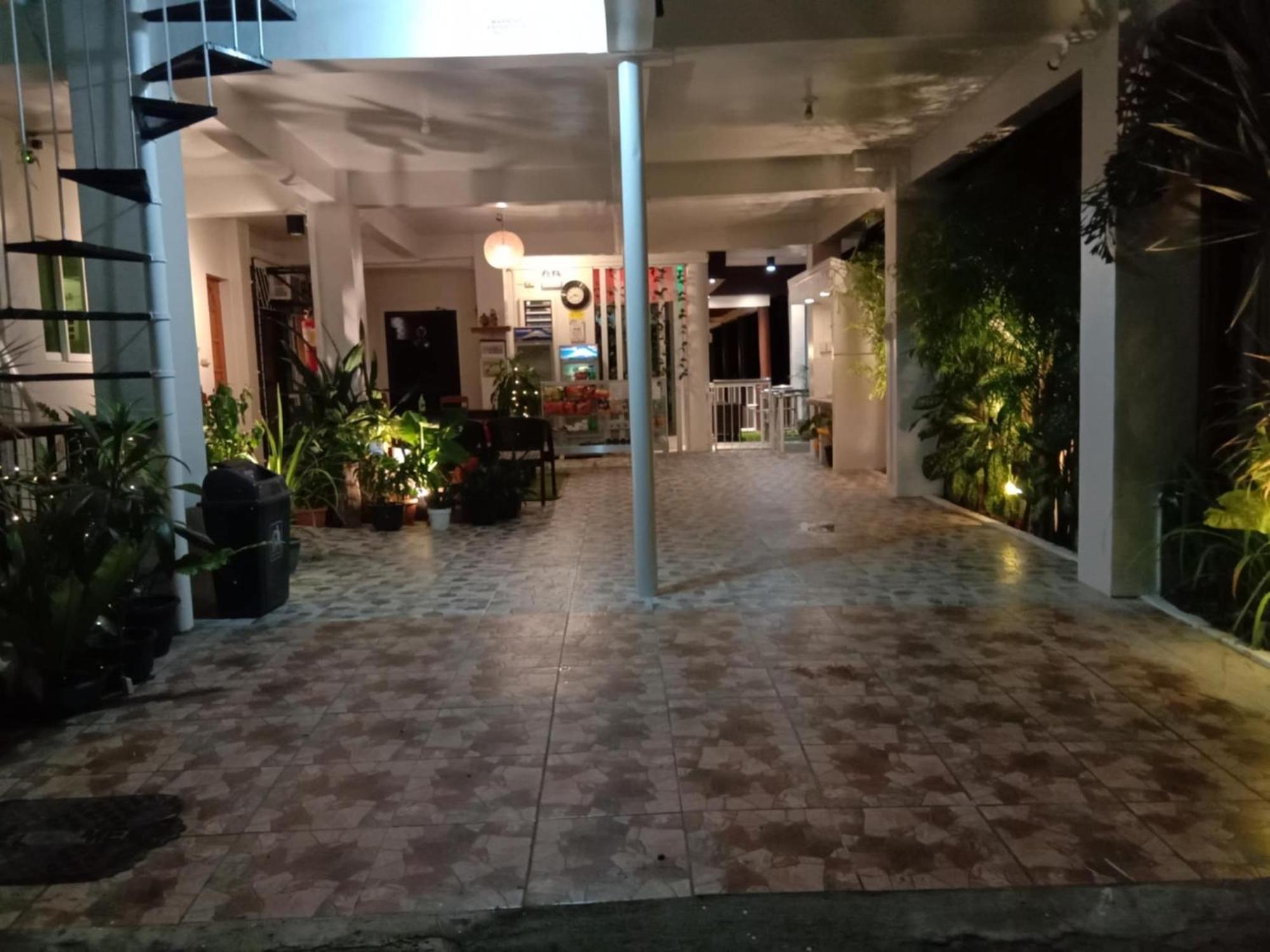 Jcv Rooms Surigao Buitenkant foto